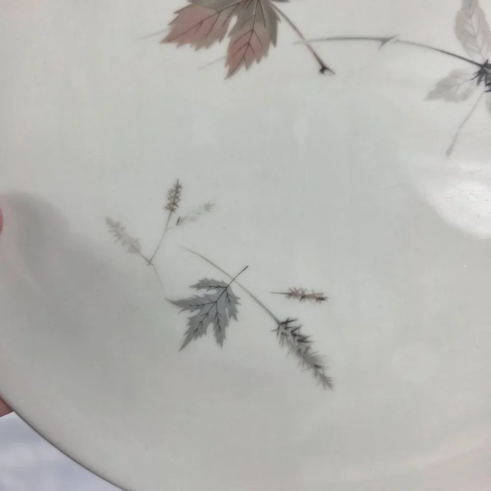 FOUR Royal Doulton Tumbling Leaves Salad Plates Gray & Pink Leaves